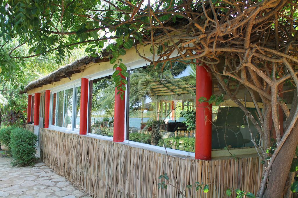 Lampsar Lodge Ndiongo Luaran gambar